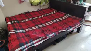 খাট ৫ফিট X ৬ ফিট