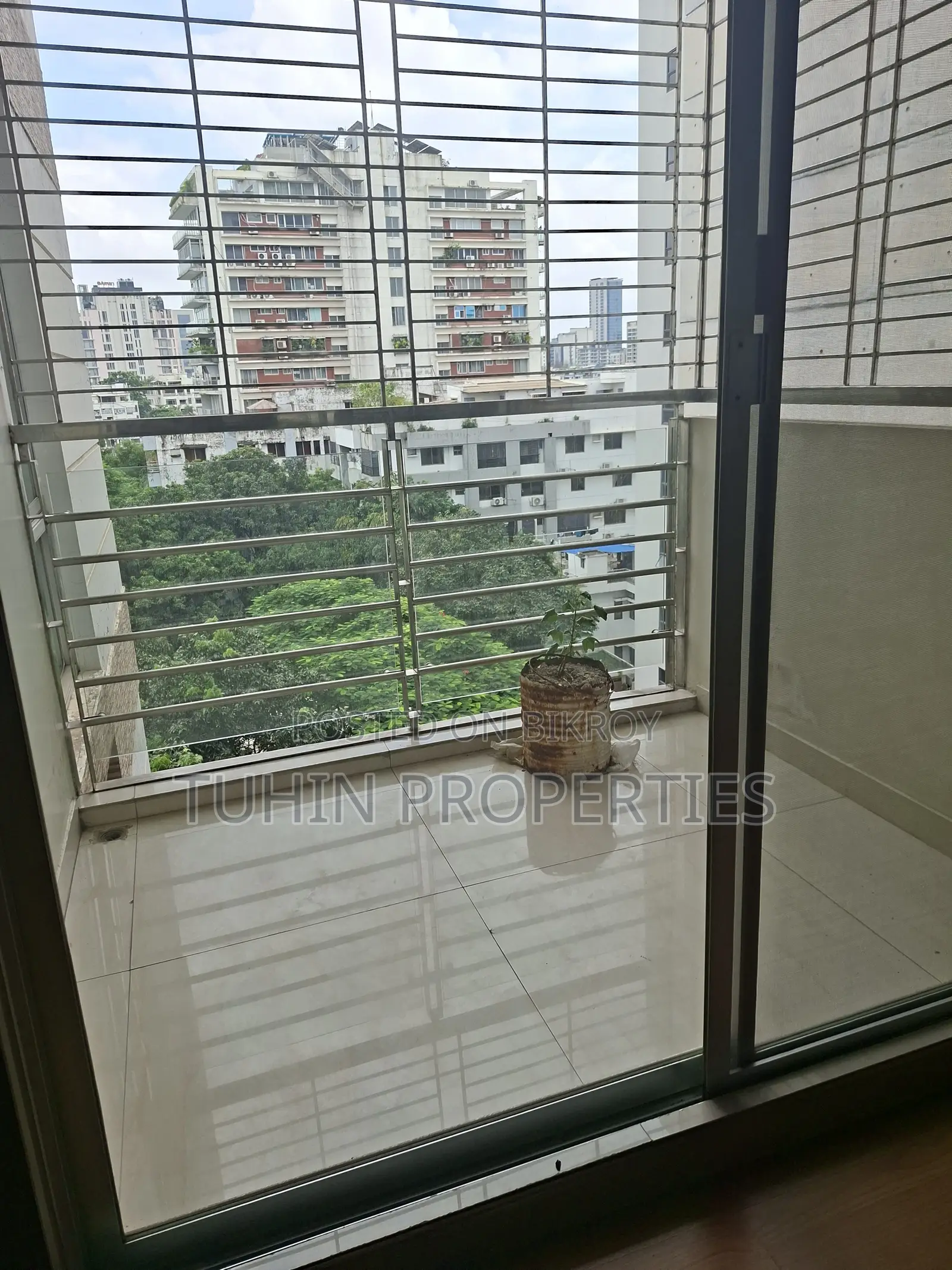 3bdrm Apartment in Banani for sale