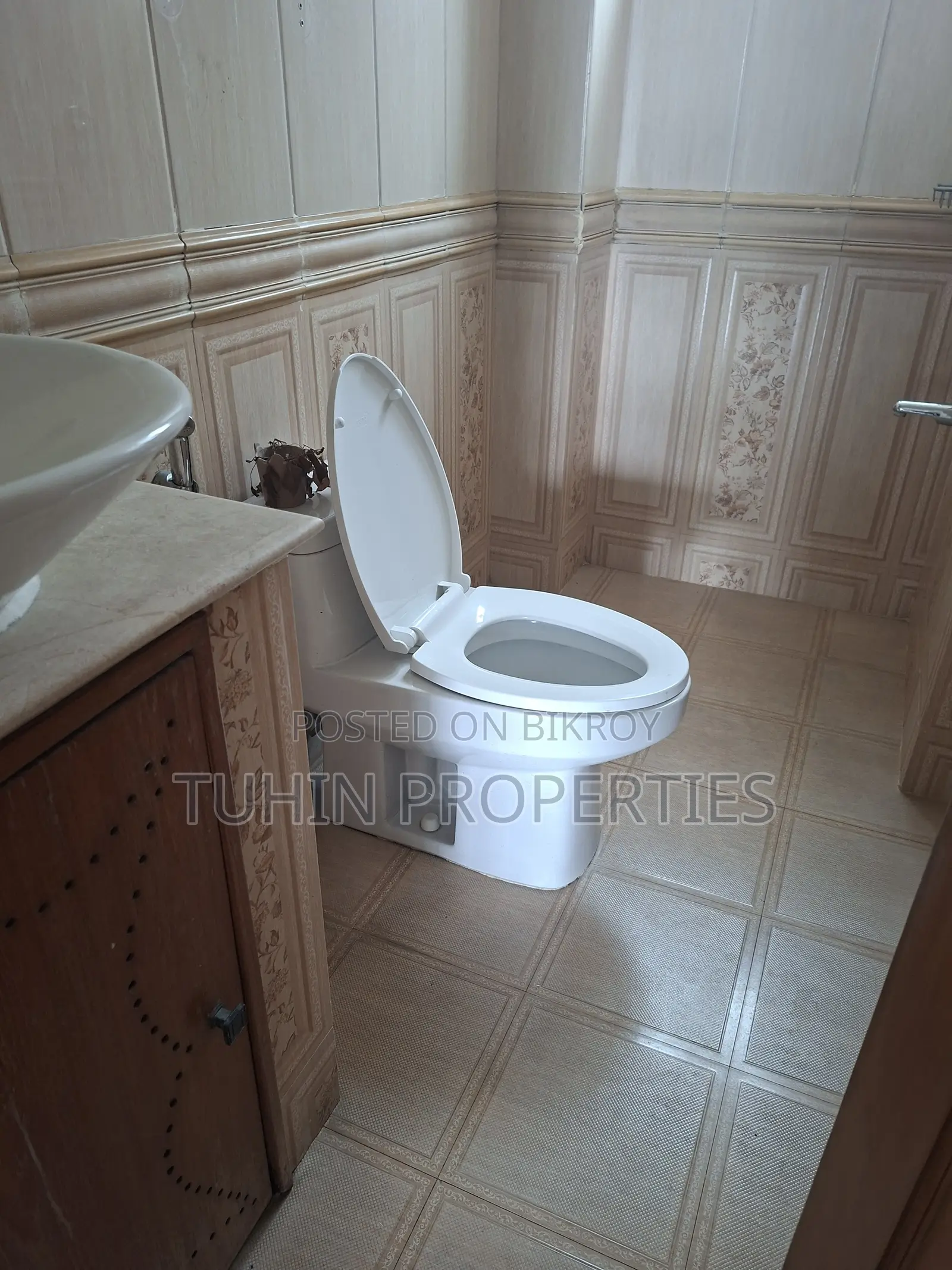 3bdrm Apartment in Banani for sale