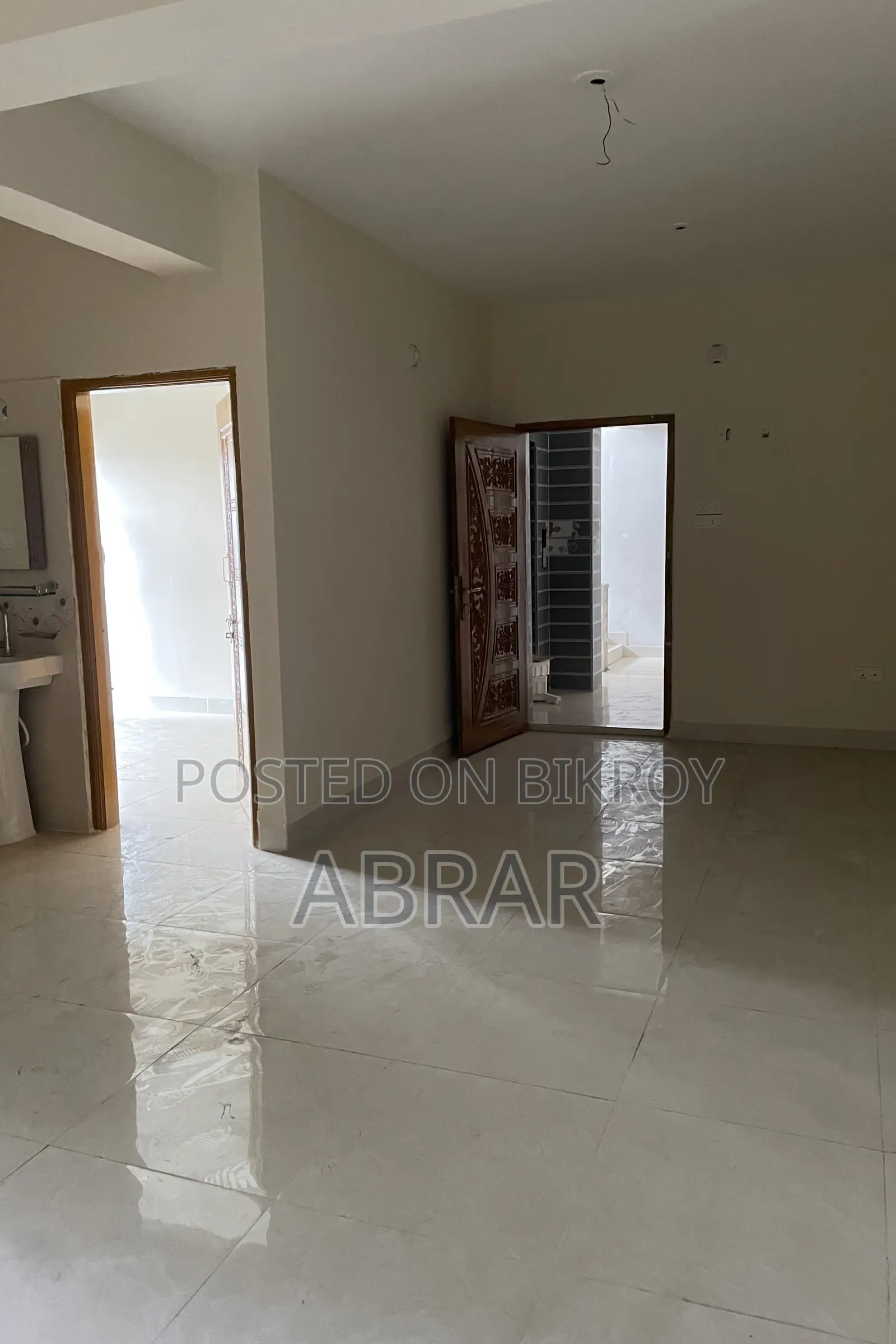 3bdrm Apartment in Khilgaon for sale