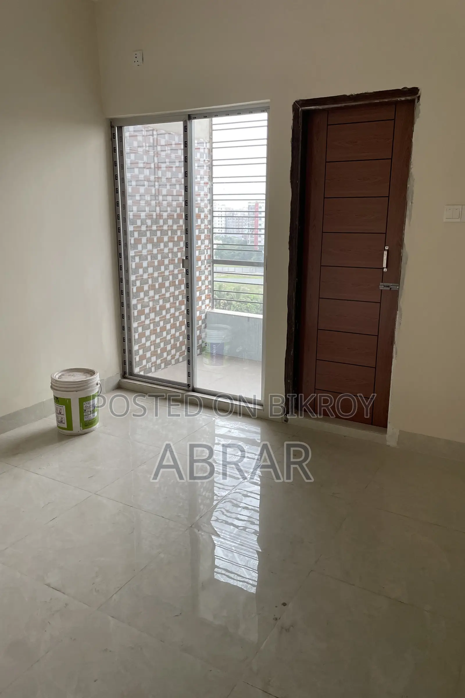 3bdrm Apartment in Khilgaon for sale