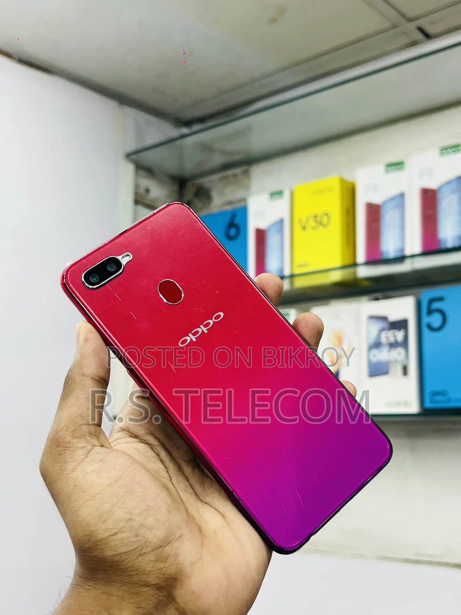 New Oppo F9 64 GB Red