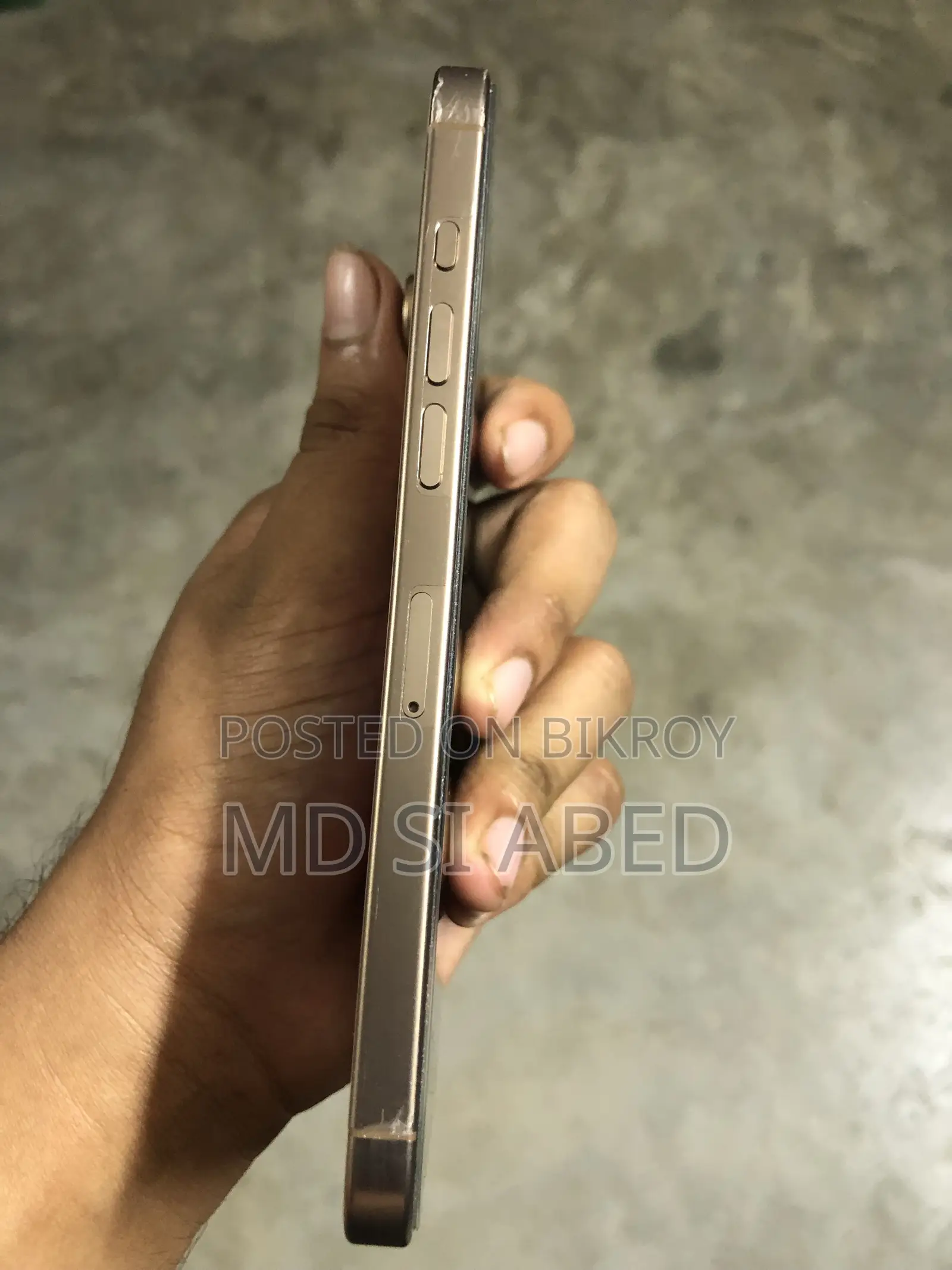Apple iPhone 16 Pro Max 256 GB Gold