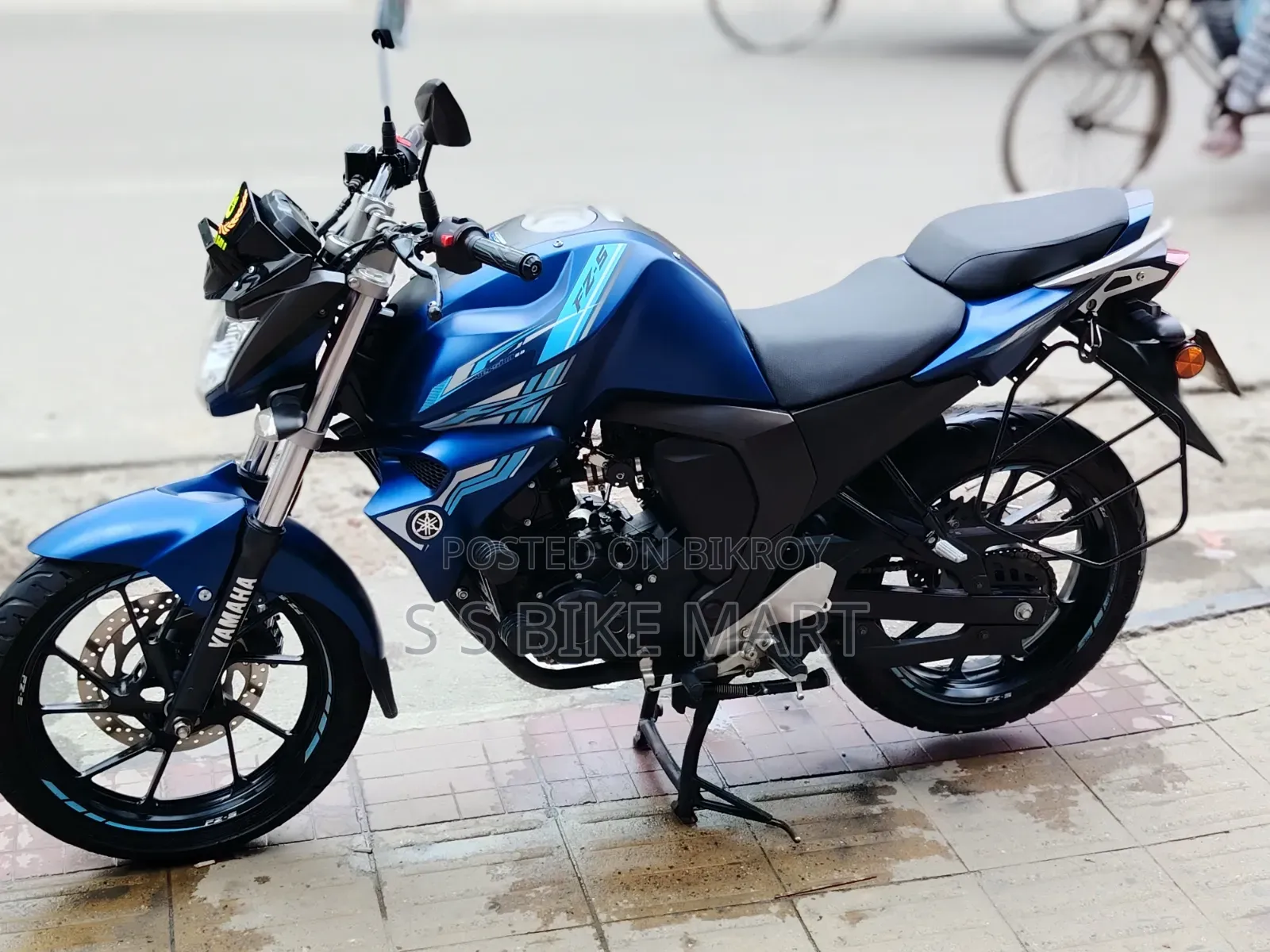 Yamaha FZS V2 2025 Blue