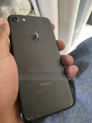 Apple iPhone 7 32 GB Black