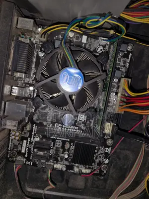 Desktop Computer 4GB Intel Core i3 SSD 128GB