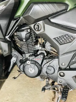 Honda X-Blade 160 2021 Beige