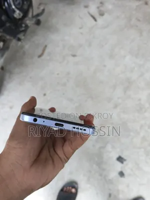 Vivo Y22s 128 GB