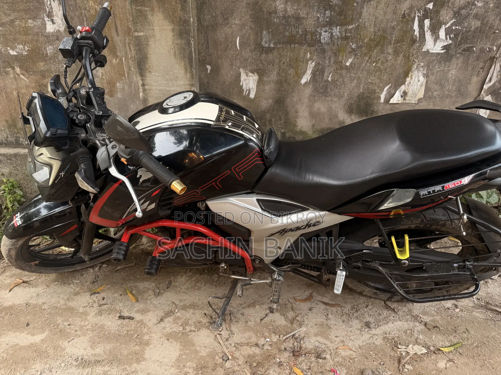 TVS Apache RTR 160 4V 2021 Black