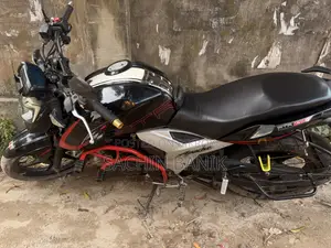 TVS Apache RTR 160 4V 2021 Black