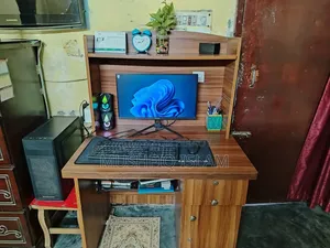 Desktop Computer Asus 8GB Intel Core i5 SSD 512GB