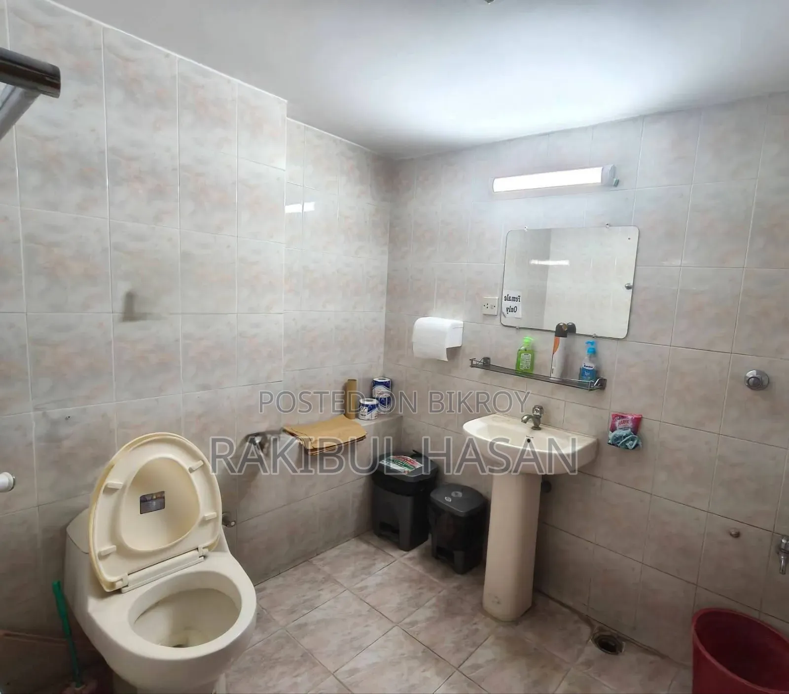 20bdrm House in Banani for rent