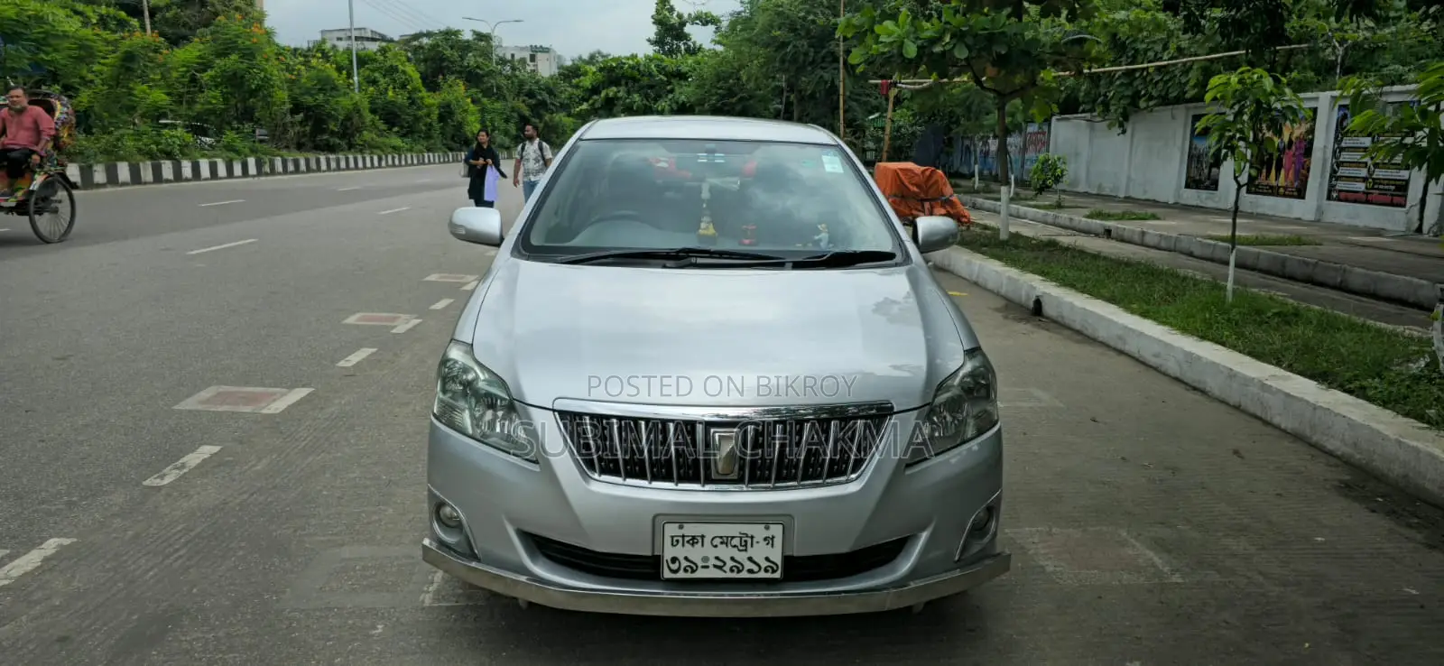 Toyota Premio 2012 Silver