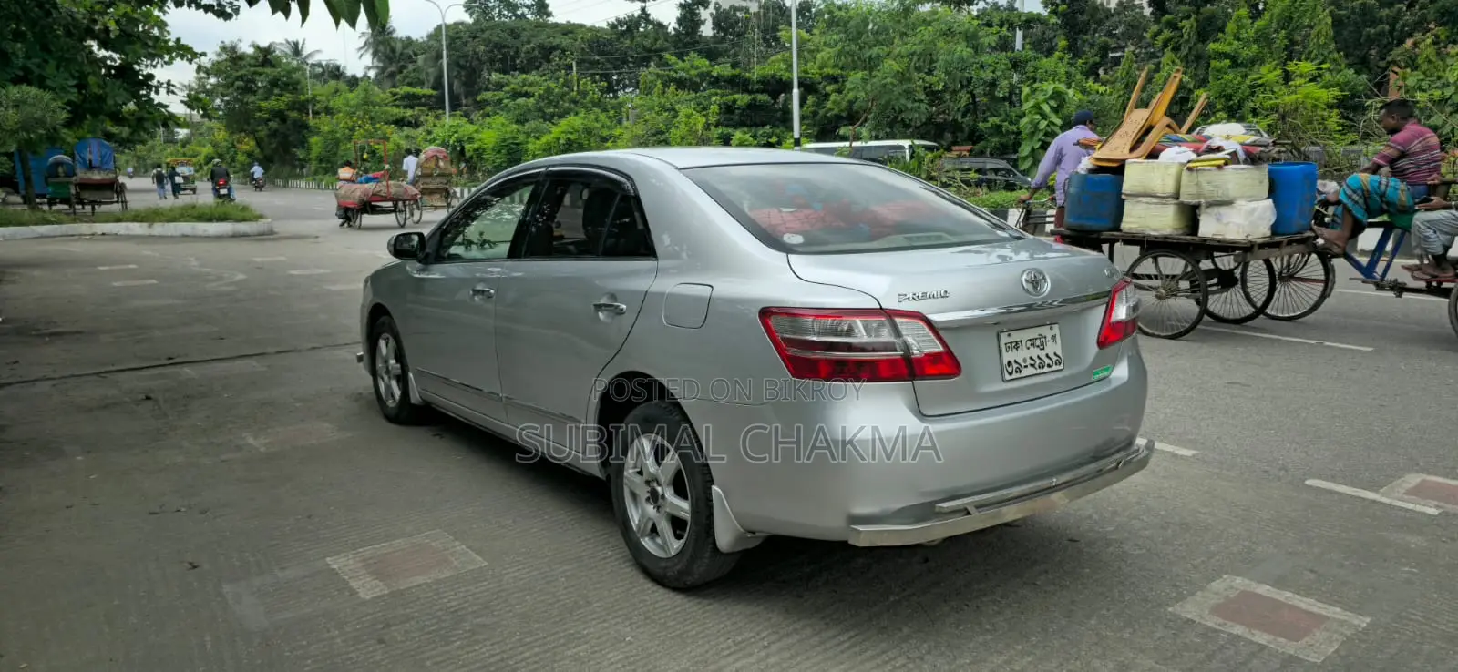 Toyota Premio 2012 Silver