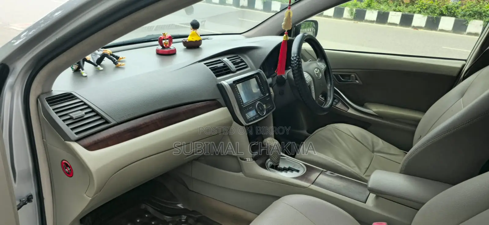Toyota Premio 2012 Silver
