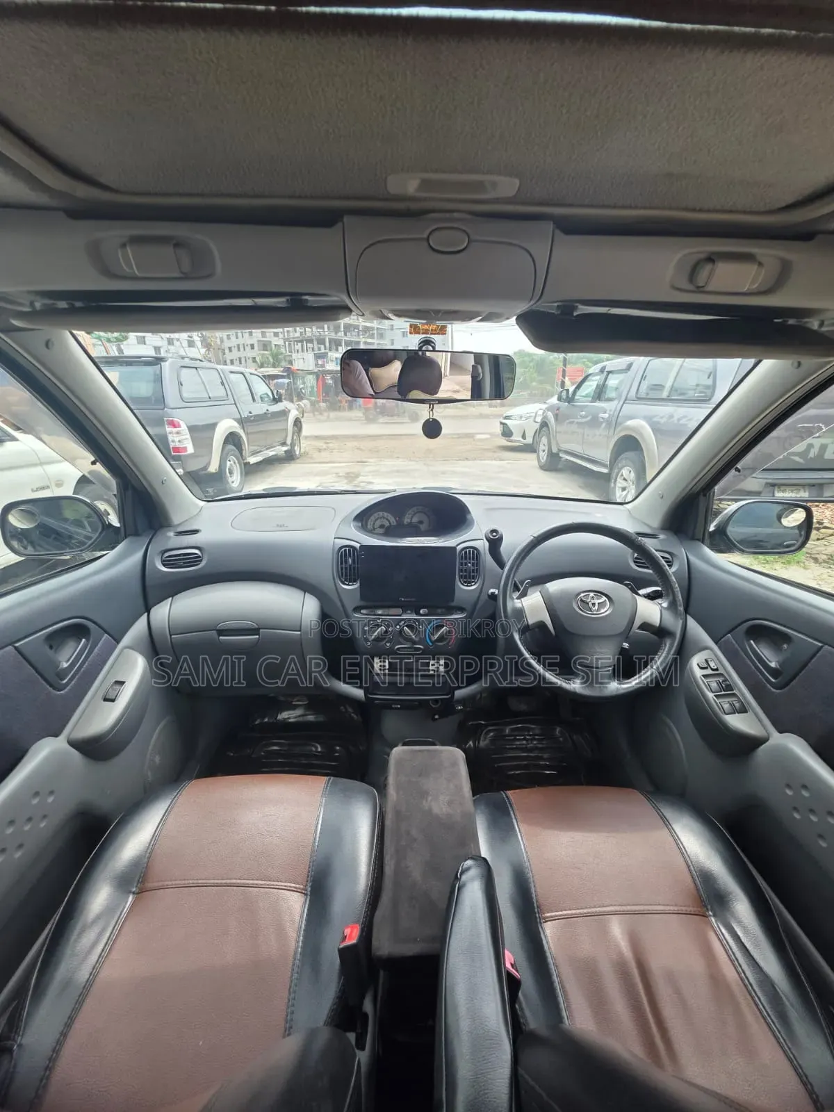 Toyota Fun Cargo 2001 Black