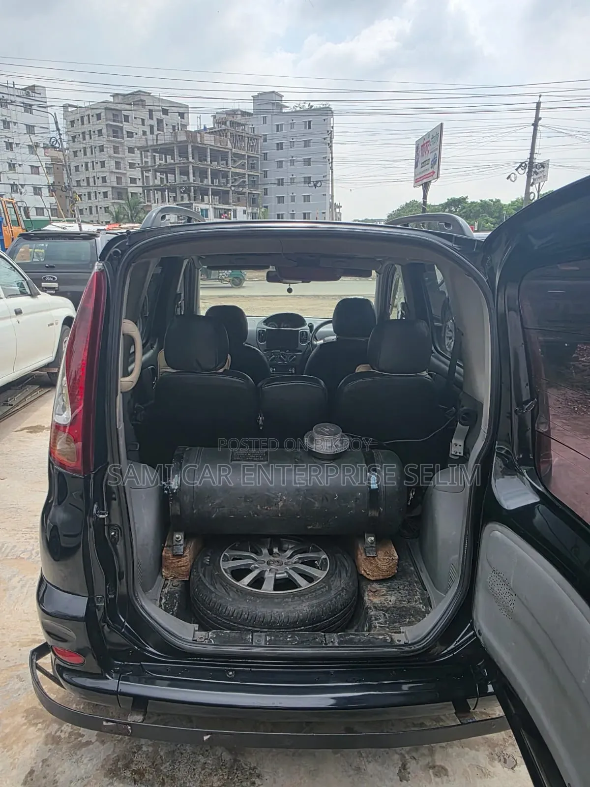 Toyota Fun Cargo 2001 Black