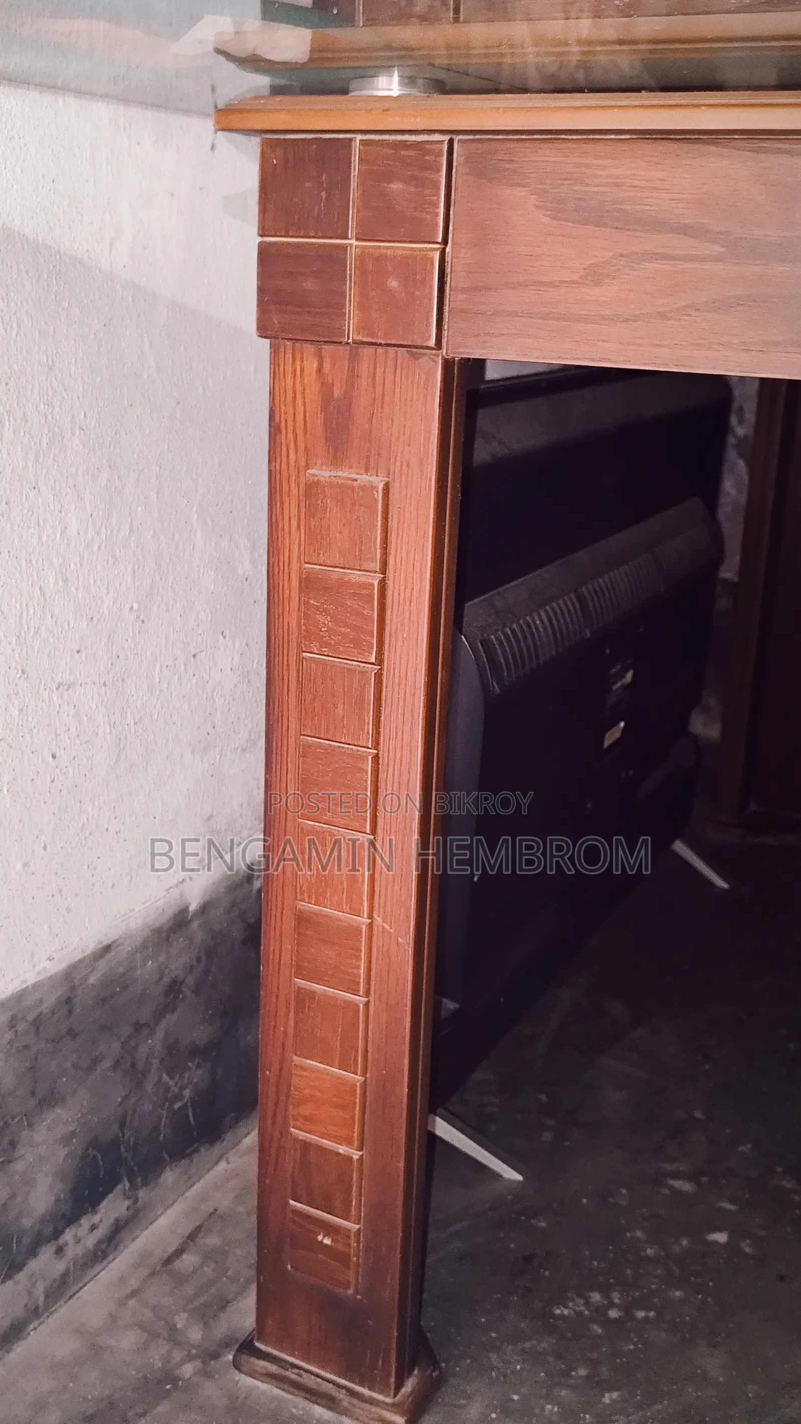 JMG Oxford Dining Table