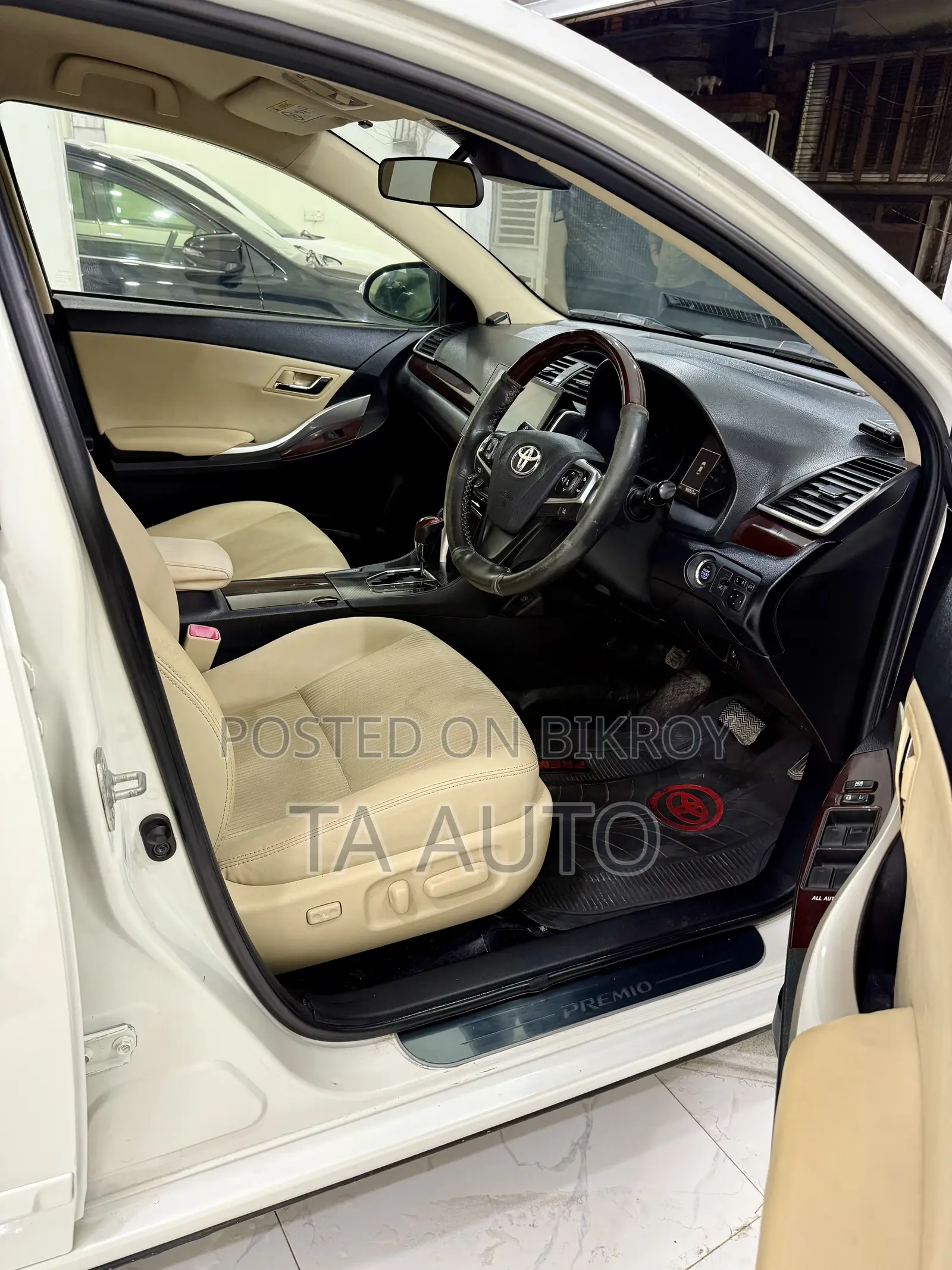 Toyota Premio 2018 Pearl