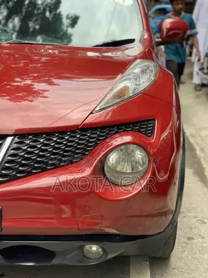 Nissan Juke 2012 Red