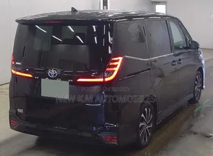 Toyota Noah 2022 Black