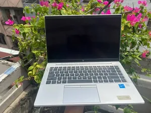 Laptop HP EliteBook 840 G8 16GB Intel Core i5 SSD 512GB