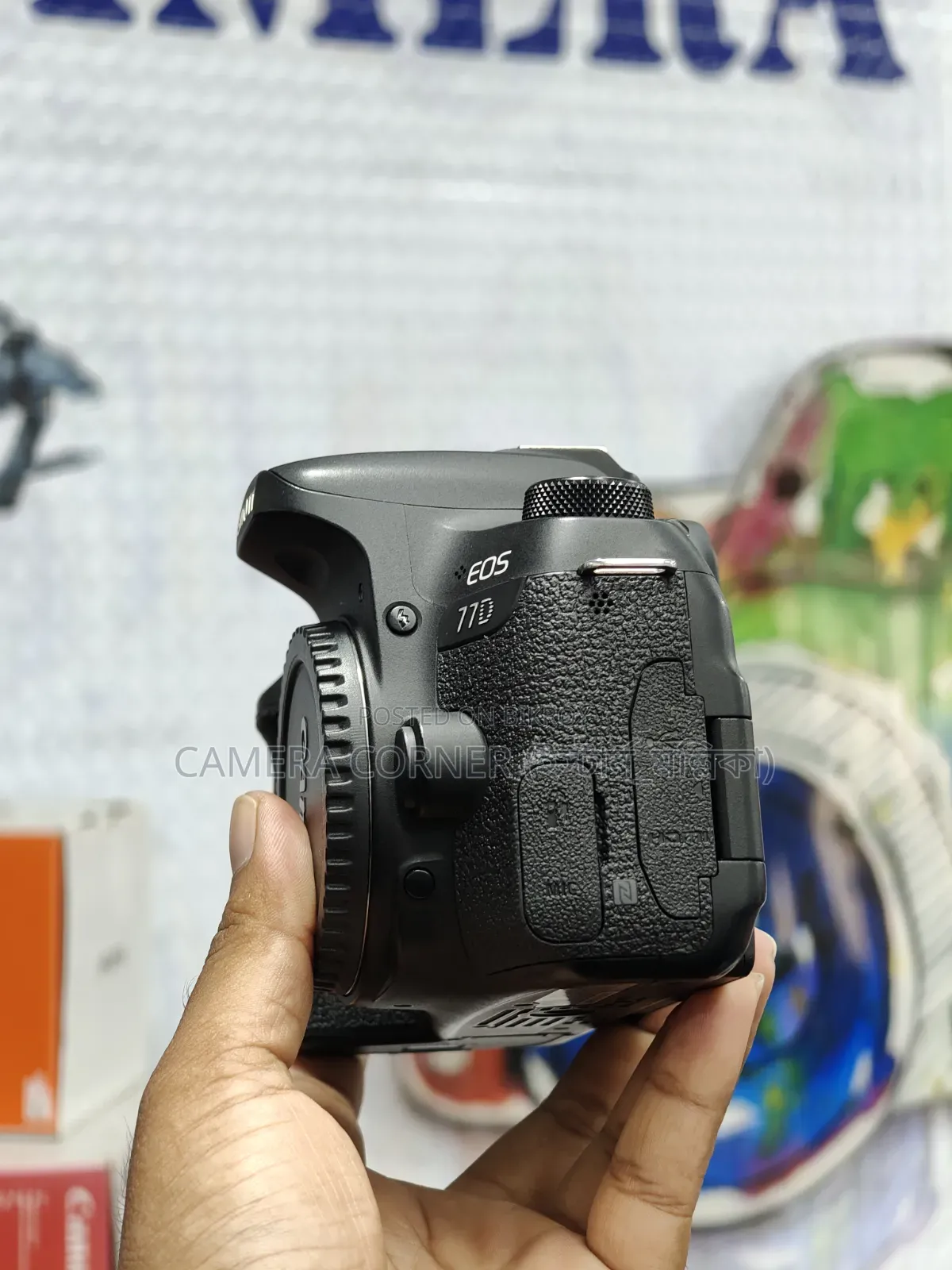 Canon 77D Body