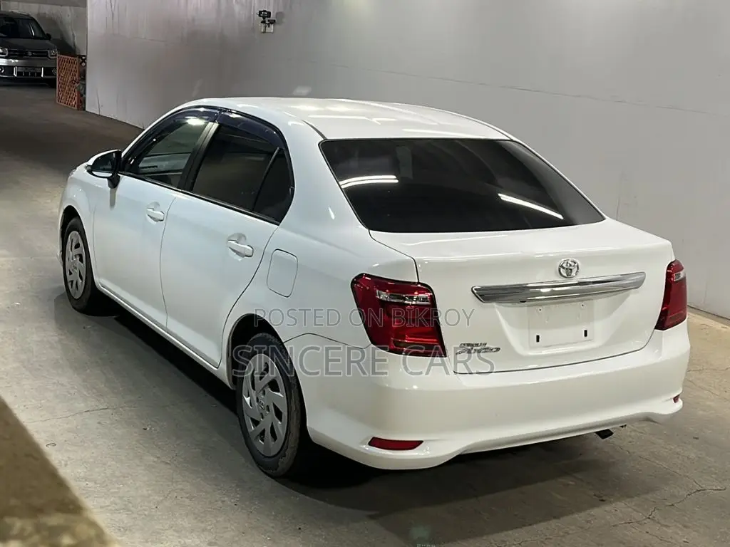 Toyota Axio 2021 White