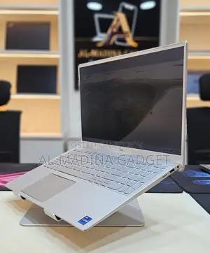 Laptop Dell Inspiron 15 16GB Intel Core i7 SSD 512GB