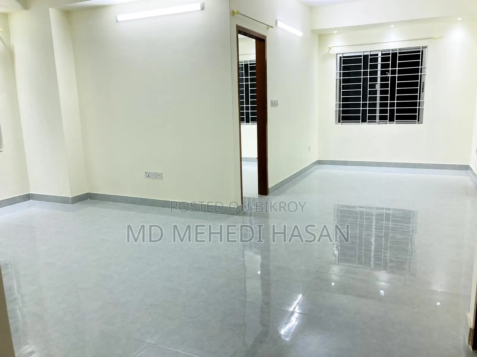 3bdrm Apartment in National Water Front, Shahjadpur for sale