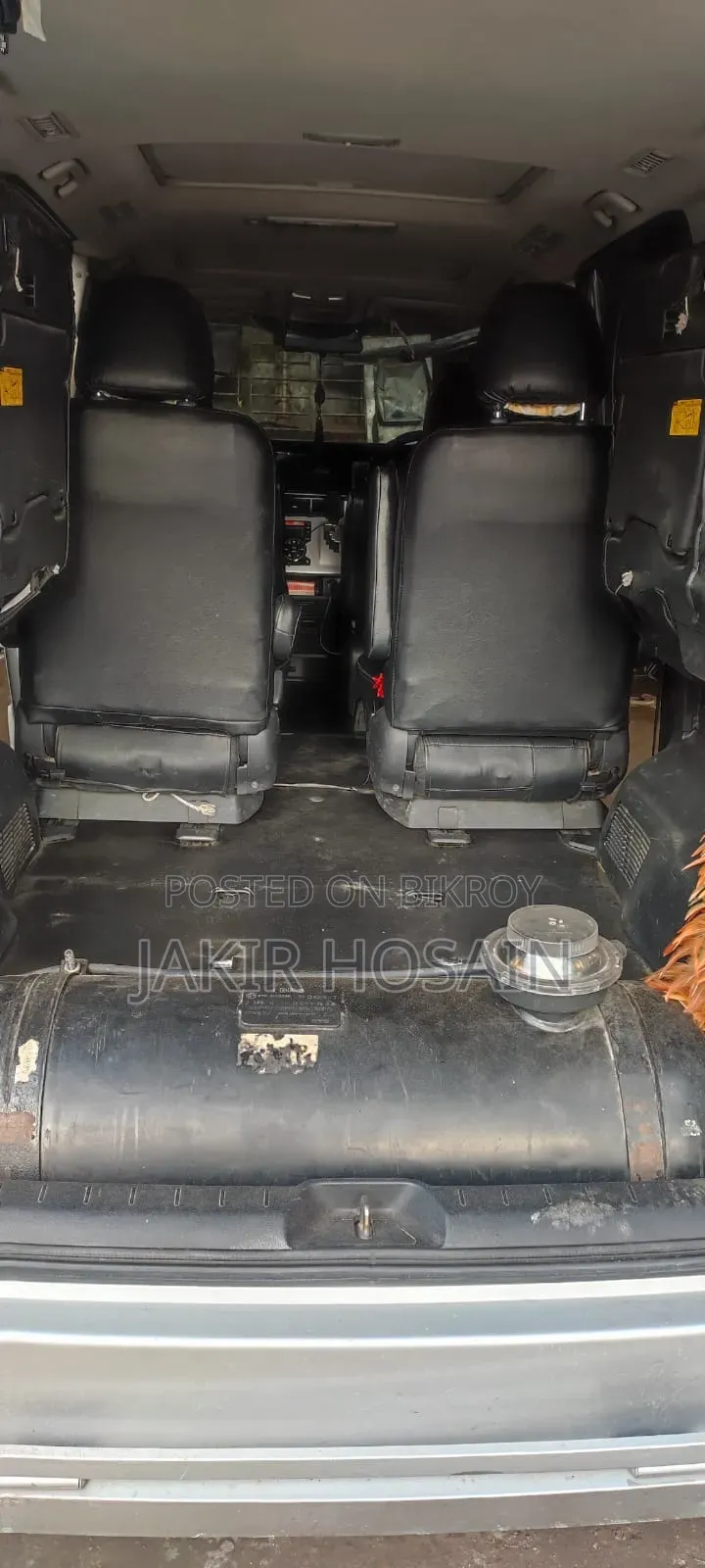 Toyota Noah 2.0 158hp FWD (৭ আসনের) ২০১১ সিলভার