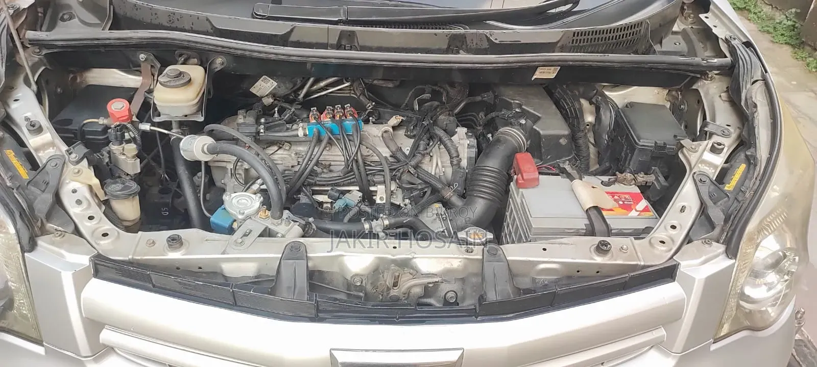 Toyota Noah 2.0 158hp FWD (৭ আসনের) ২০১১ সিলভার