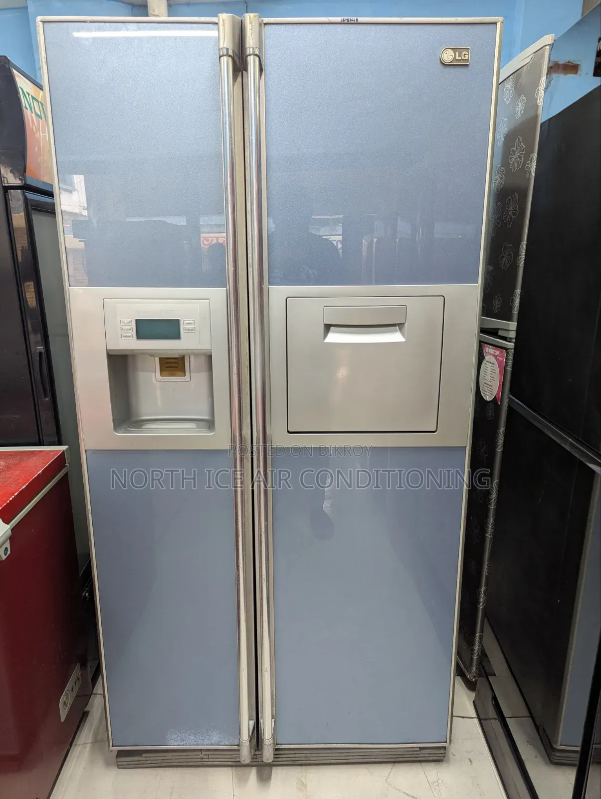 LG Dabole Door Glass Door Inverter Fridge 579 Ltr.