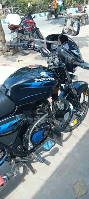 Bajaj Discover 135 2010 Black