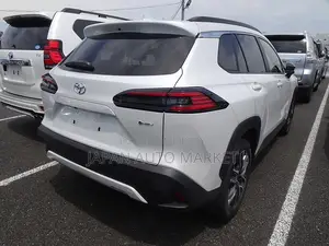Toyota Corolla Cross 2025 Pearl