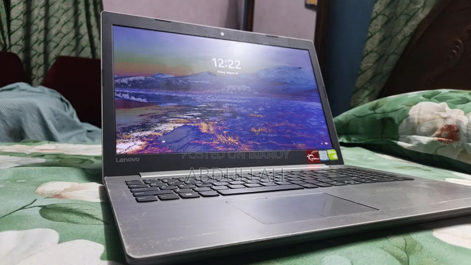 Laptop Lenovo IdeaPad 330 20GB Intel Core i5 HDD+SSD 500GB