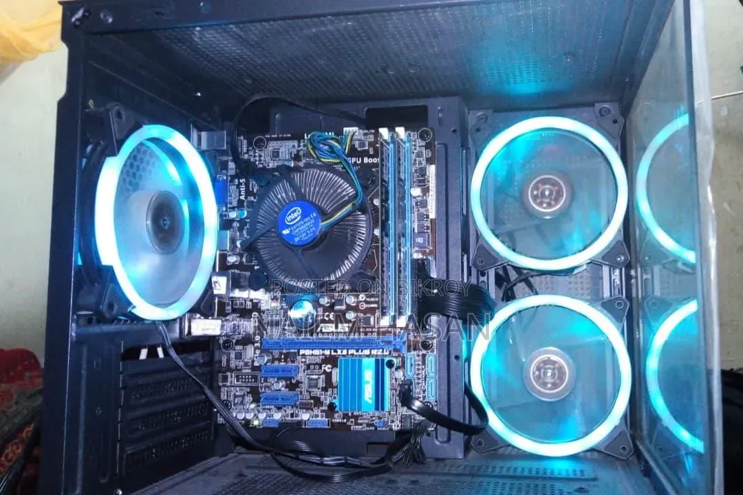 Desktop Computer 16GB RAM Intel Core i5 Processor 128GB SSD