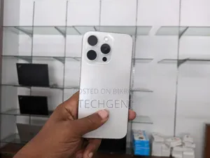 Apple iPhone 15 Pro 128 GB White