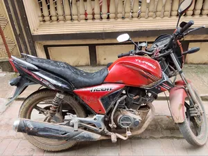 Runner Turbo 125 2017 Red