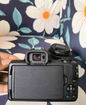 Canon M50 4k Mirrorless Camera
