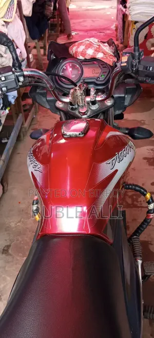 Bajaj Discover 125 2016 Red