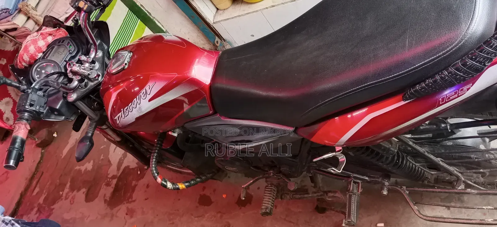 Bajaj Discover 125 2016 Red