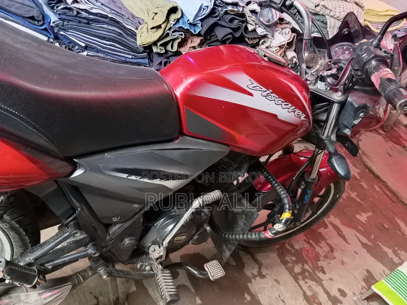 Bajaj Discover 125 2016 Red