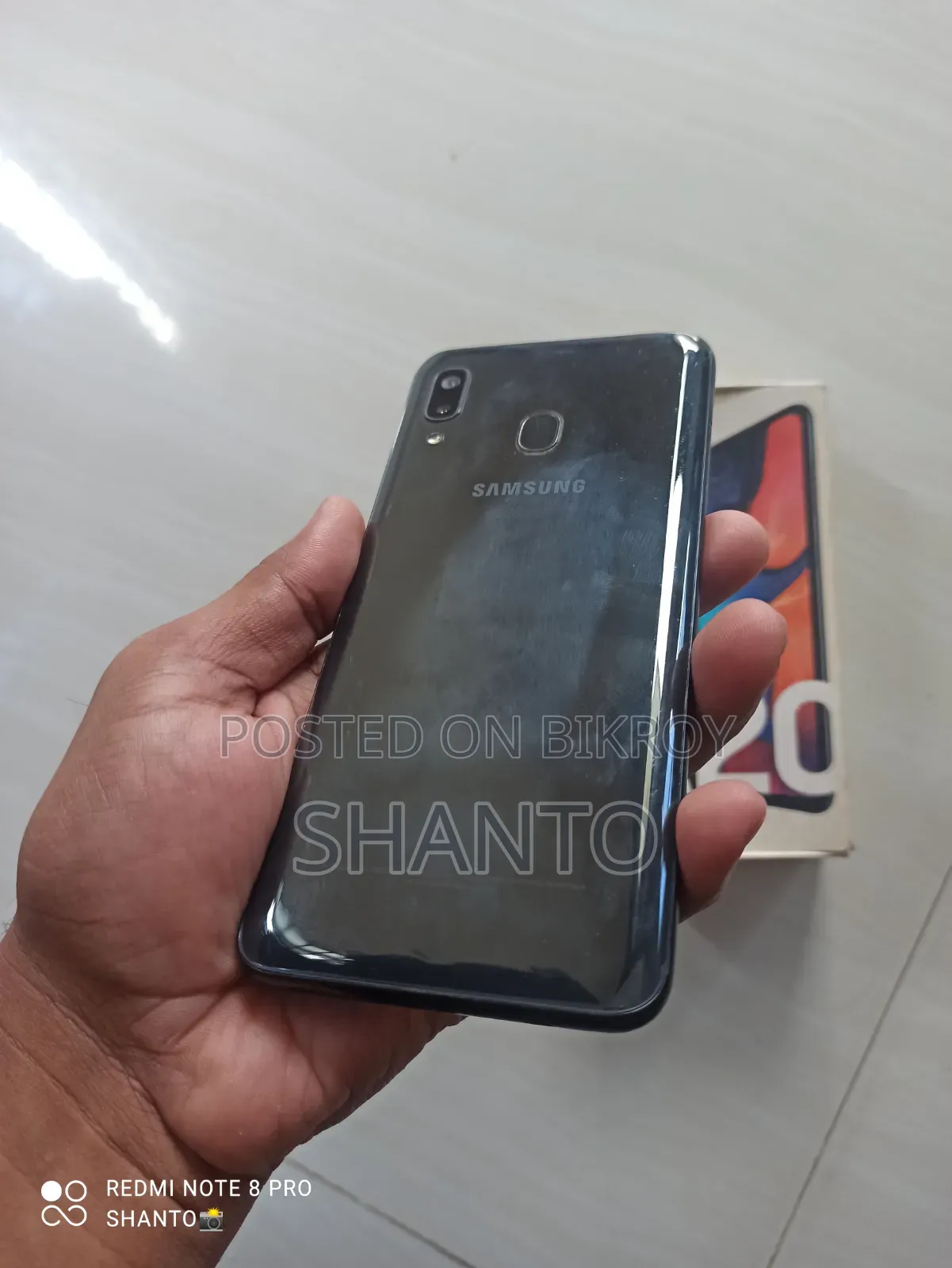 Samsung Galaxy A20 32 GB Black