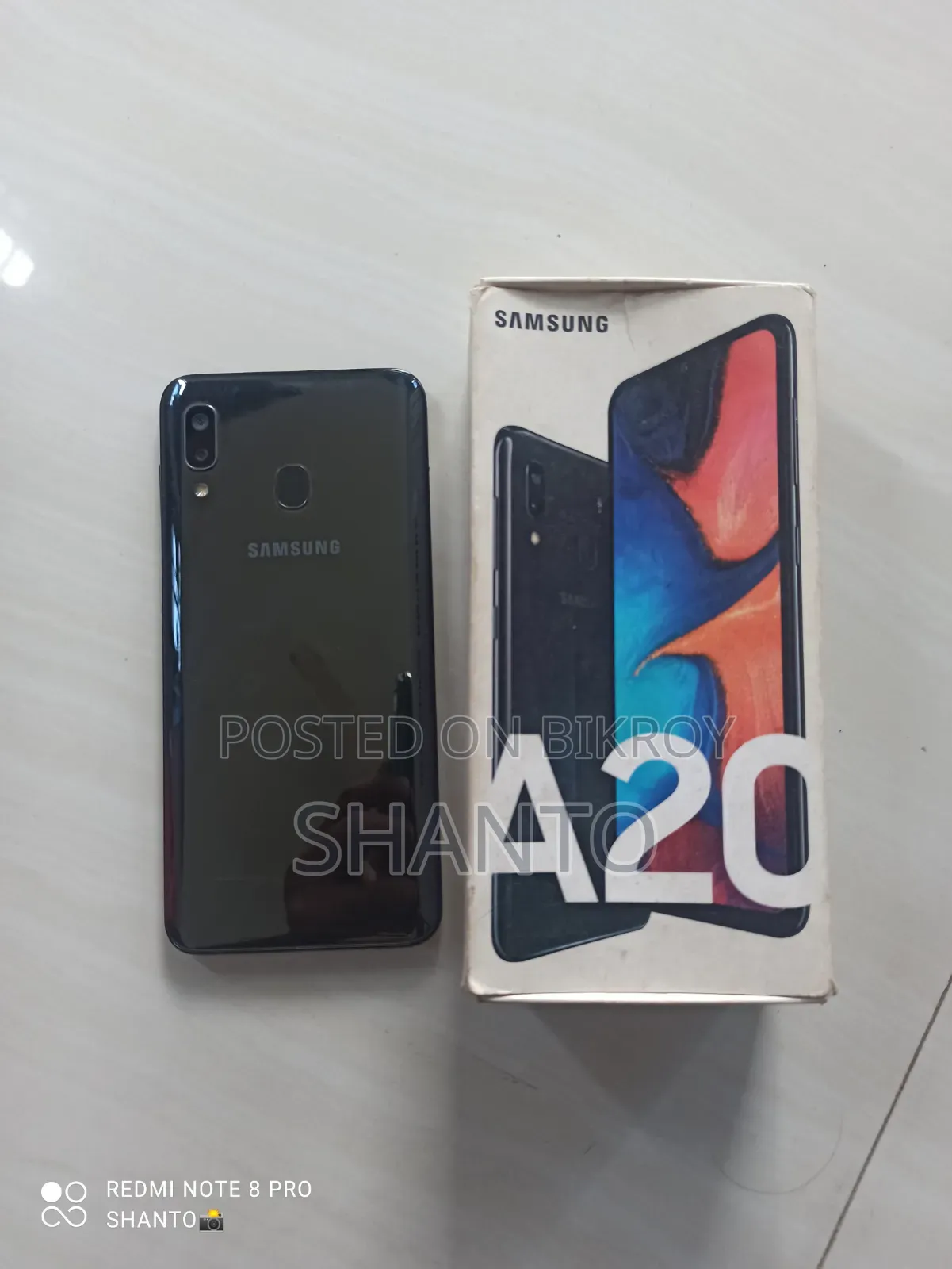 Samsung Galaxy A20 32 GB Black