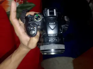 Nikon DSLR D5300