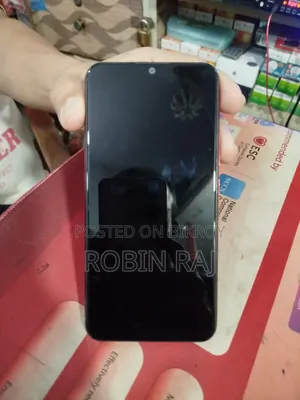 Vivo Y11 32 GB