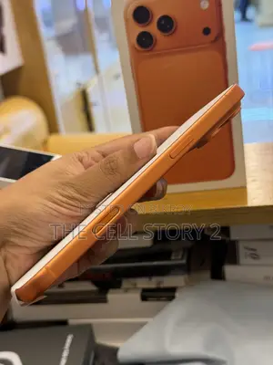 New Apple iPhone 17 Pro Max 256 GB Orange