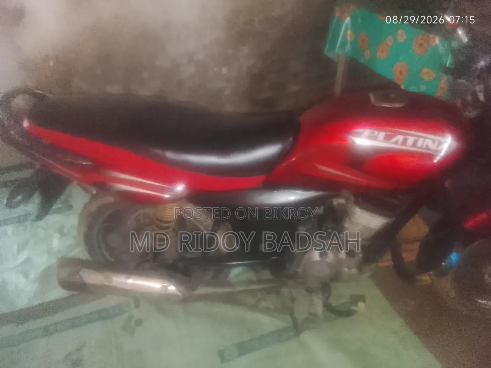 বাজাজ প্লাটিনা ১২৫ ২০১২ লাল