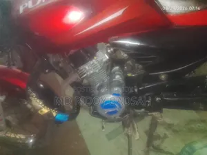 বাজাজ প্লাটিনা ১২৫ ২০১২ লাল